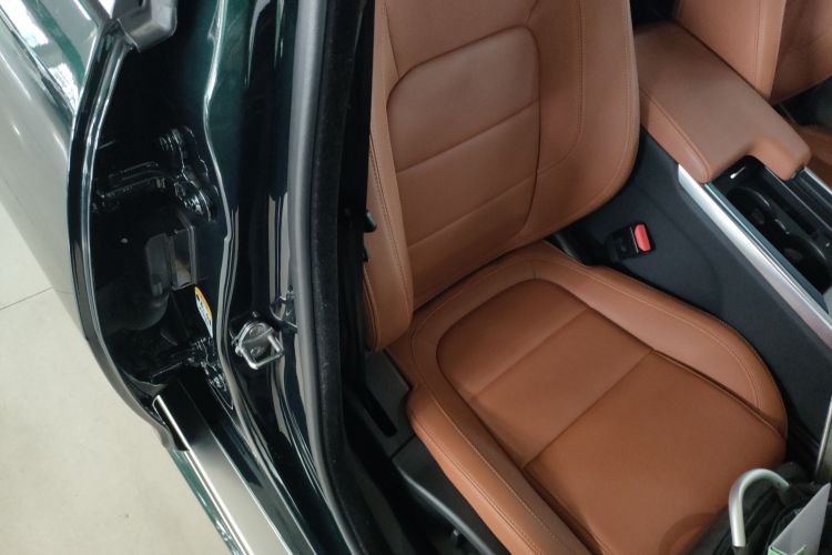 捷豹XEL 2022款 2.0T 250PS R-DYNAMIC S进取运动版局部细节41