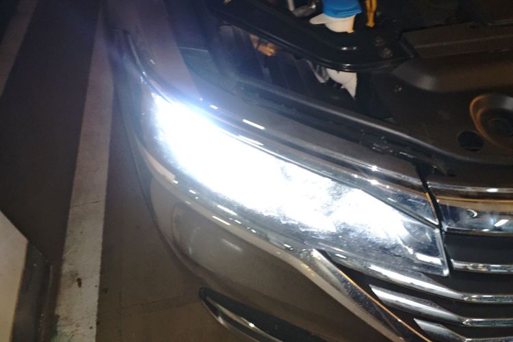 大众 威然 2020款 330TSI 豪华版车身外观8