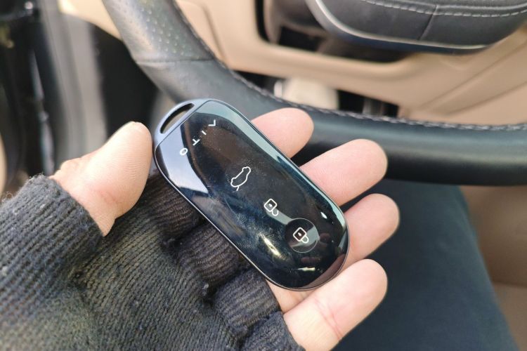 鸿蒙智行 问界M7 2022款 1.5T 后驱舒适版中控内饰11