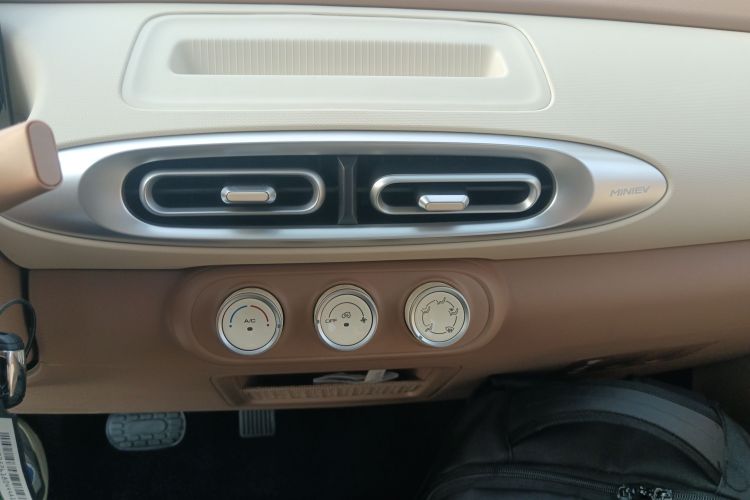 五菱汽车 宏光MINIEV 2025款 四门版 进阶款局部细节16