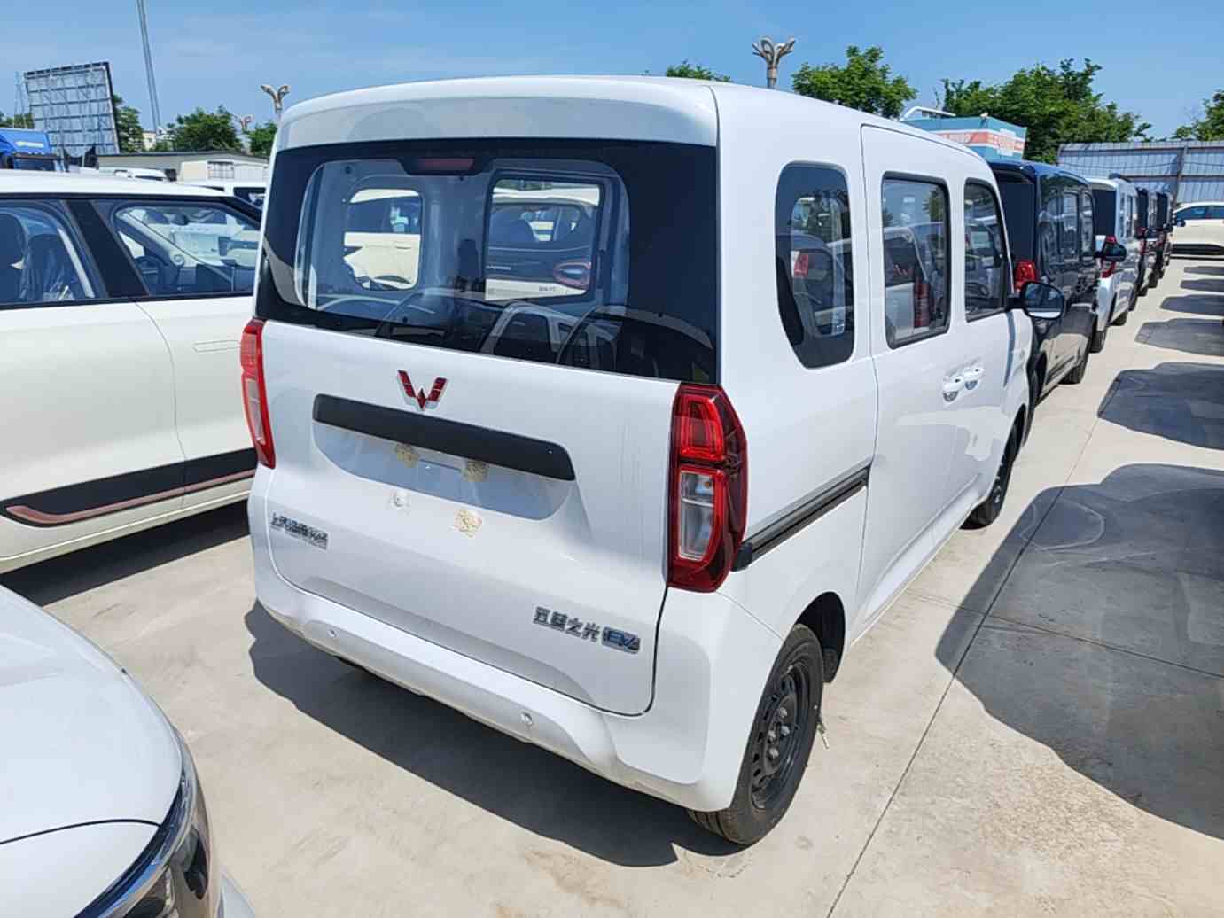 五菱汽车 五菱之光新能源 2025款 201km 标准型(5)