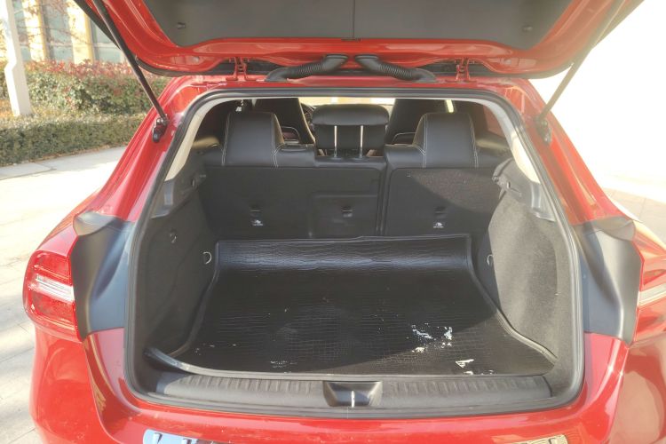 奔驰GLA 2016款 GLA 200 时尚型机舱底盘23