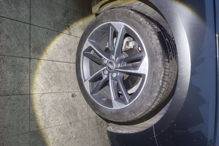 奥迪A4L 2020款 40 TFSI 时尚动感型车身外观10