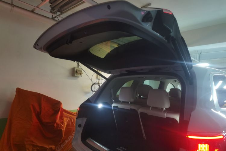 鸿蒙智行 问界M8 2025款 增程 Max+版 53.4kWh 6座版局部细节23