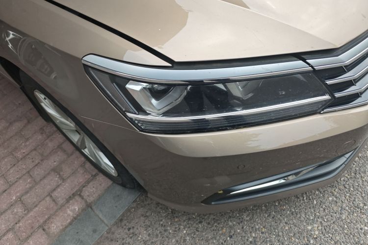 大众 帕萨特 2017款 330TSI DSG尊荣版车身外观6006