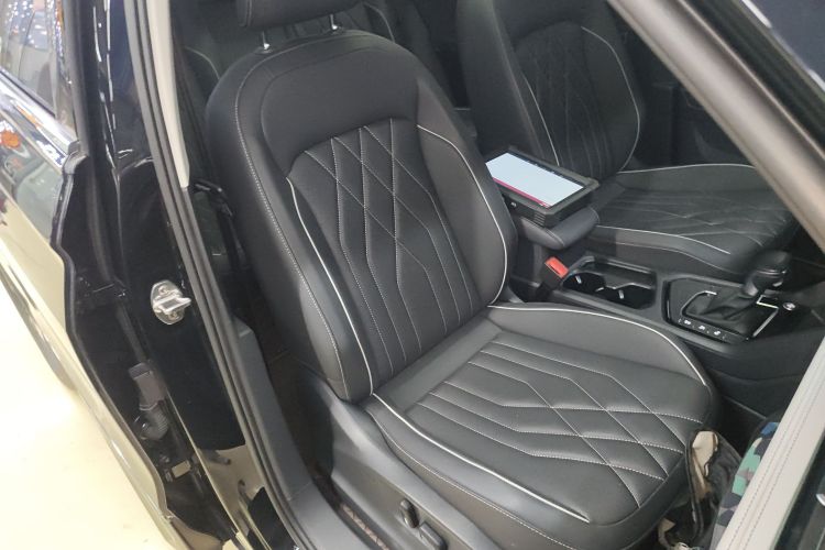 大众 途观L 2023款 改款 330TSI 自动两驱R-Line越享版局部细节41