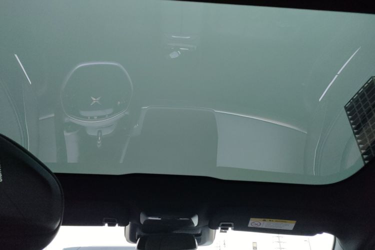 小鹏P7 2022款 562E性能版局部细节22