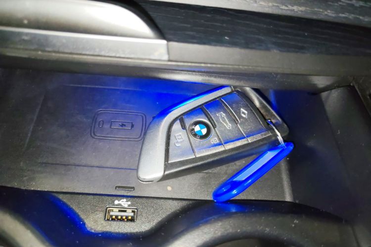 宝马5系 2021款 530Li 领先型 M运动套装中控内饰11