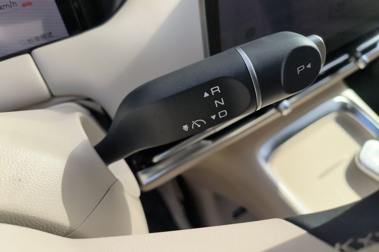 五菱汽车 缤果S 2025款 325km 尊享款中控内饰18