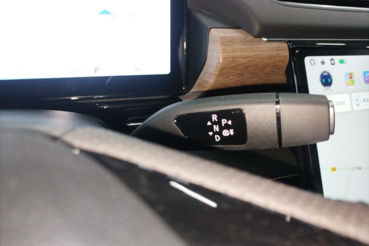 小鹏P5 2022款 460E+中控内饰18