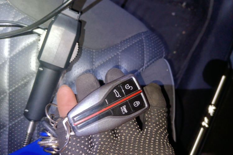 红旗HS5 2019款 2.0T 智联旗享版中控内饰11