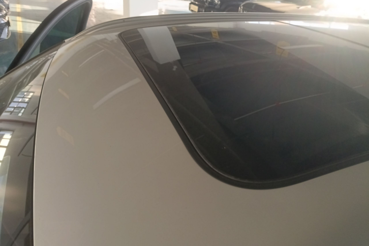 吉利汽车 星越L 2021款 2.0TD DCT EVO两驱尊贵型局部细节57