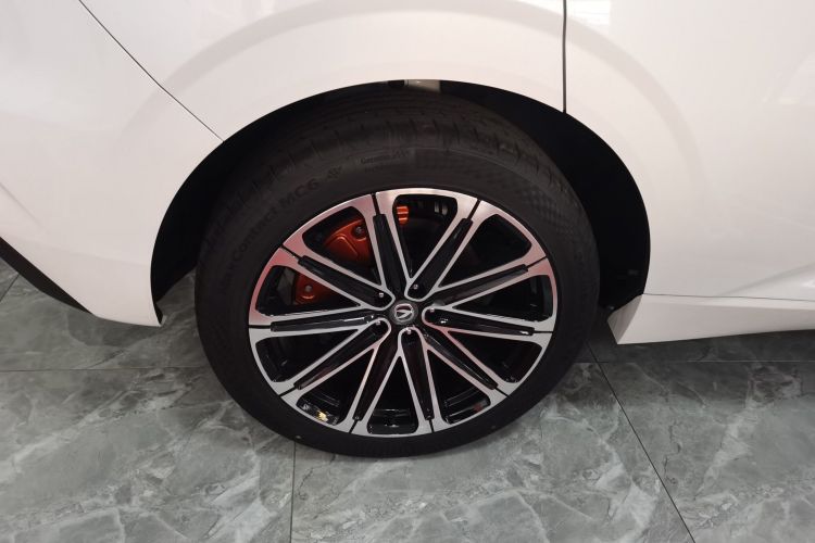 长安UNI-K 智电iDD 2024款 智电iDD 1.5T 135km智领型车身外观6008