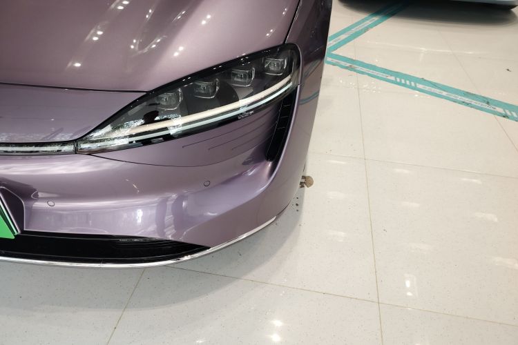 鸿蒙智行 智界S7 2025款 705km Pro局部细节36