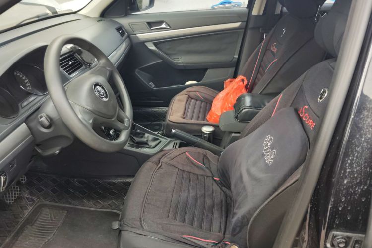 大众 朗逸 2015款 1.6L 自动风尚版中控内饰19