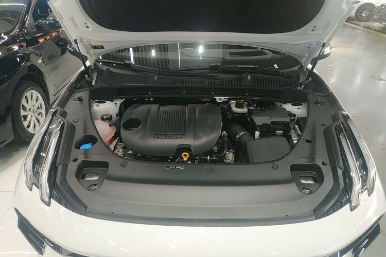 领克03 2025款 1.5TD DCT冠军版Pro机舱底盘24