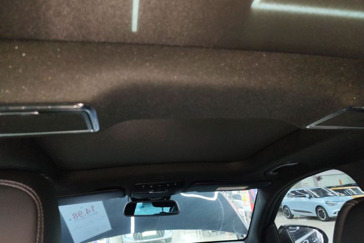 奔驰GLC 2019款 改款 GLC 260 L 4MATIC 豪华型局部细节22