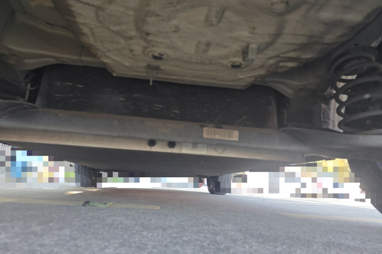 长安欧尚 奔奔E-Star 2021款 国民版 多彩款 磷酸铁锂（31.86kWh）局部细节9009