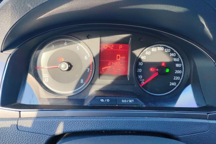 大众 桑塔纳 2016款 1.6L 自动舒适版中控内饰15