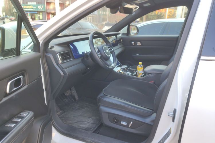 理想汽车 理想ONE 2021款 增程6座版中控内饰20
