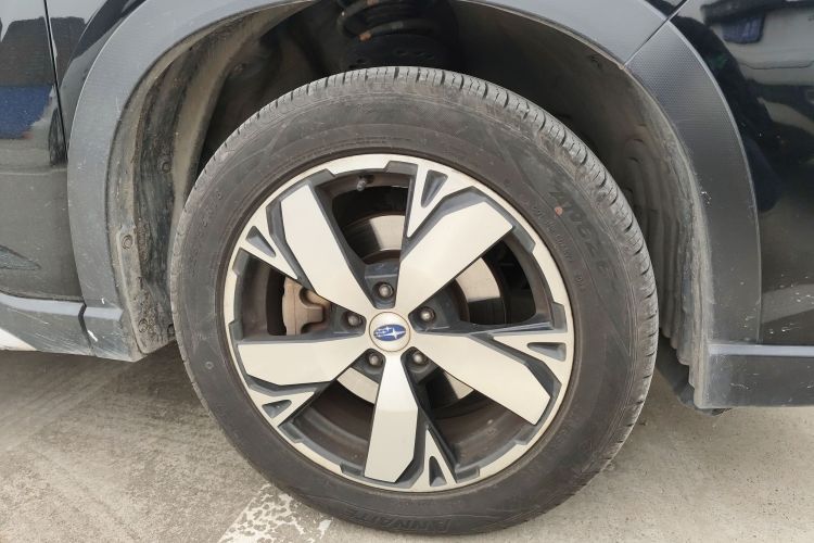 斯巴鲁 森林人 2019款 2.0i 智擎运动版车身外观10