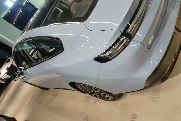 零跑汽车 零跑B01 2025款 550激光雷达版车身外观4