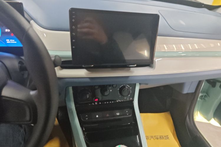 东风纳米EX1 2023款 PRO 轻风版闪电型中控内饰16