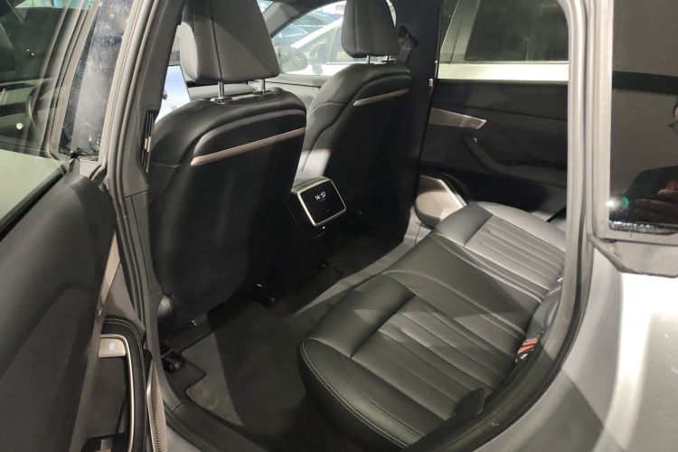 乐道L60 2024款 60kWh 后驱版中控内饰21