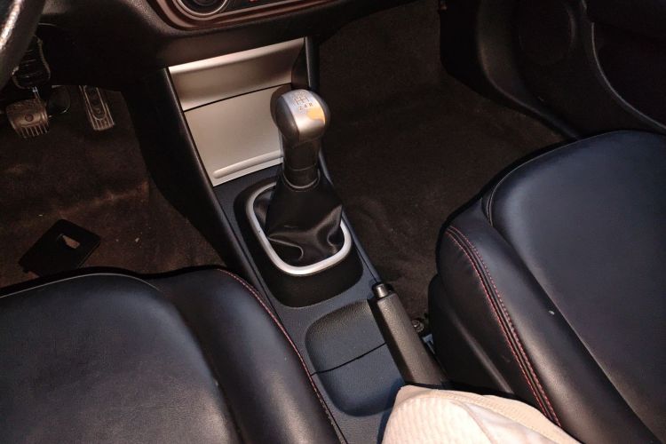 日产 轩逸 2012款 经典 1.6XE 手动舒适版局部细节18