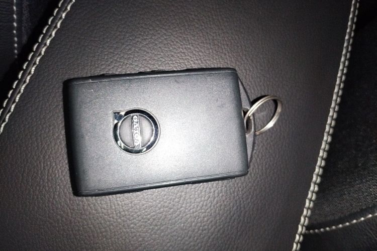 沃尔沃XC40 2020款 T3 智行时尚版中控内饰7001