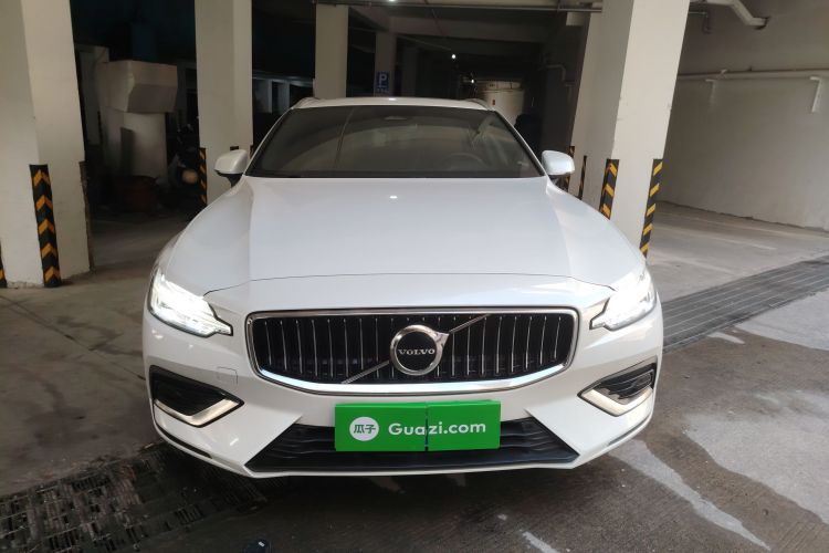 沃尔沃V60 2024款 B5 智远豪华版车身外观6001