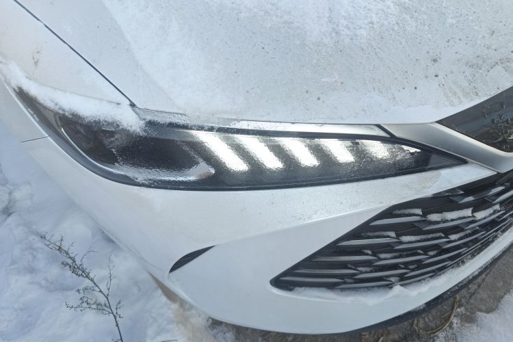 比亚迪 秦PLUS 2025款 DM-i 智驾版 55KM领先型车身外观8