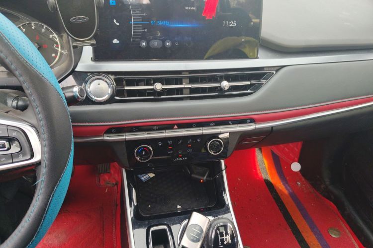 奇瑞 瑞虎5x 2022款 超级英雄版 1.5L 手动时尚型中控内饰16