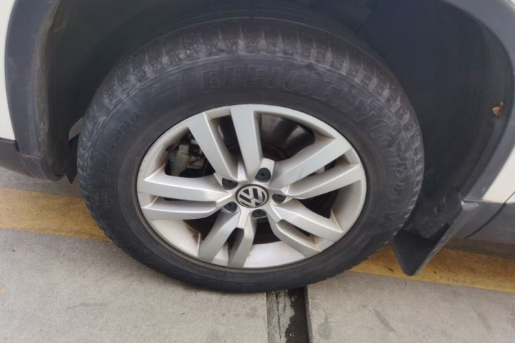 大众 途观 2015款 1.8TSI 自动两驱风尚版车身外观6007