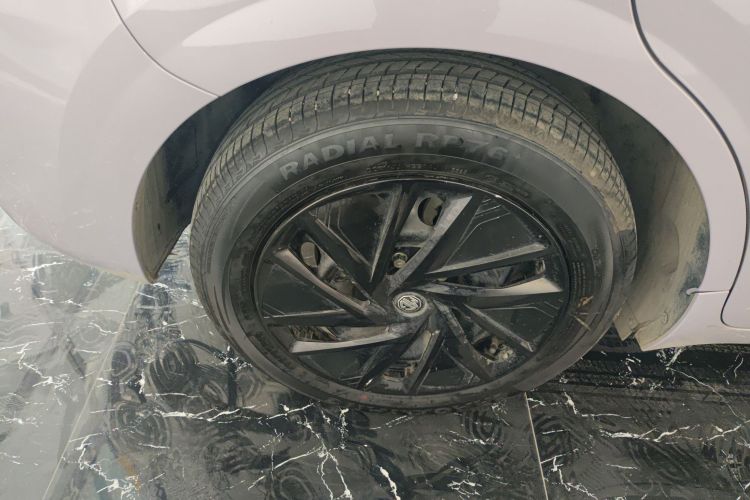 名爵 MG4 EV 2026款 437 随心版车身外观6008