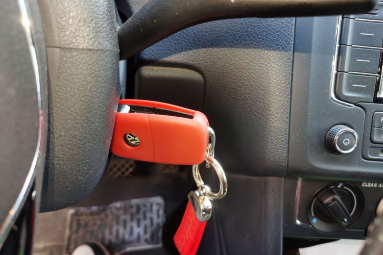 大众 Polo 2016款 1.6L 自动舒适型中控内饰7001