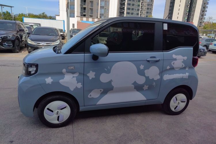 奇瑞 QQ冰淇淋 2022款 170km 圣代 磷酸铁锂车身外观4
