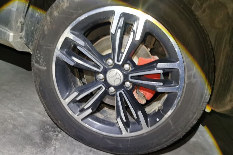 北京BJ20 2016款 1.5T CVT豪华型车身外观10