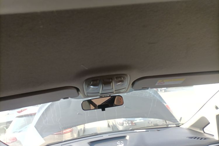 江淮瑞风 瑞风M4 2019款 商旅系列 2.0L 手动商务型 国VI局部细节22