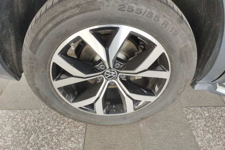 大众 途昂 2019款 330TSI 两驱豪华版 国VI车身外观6008