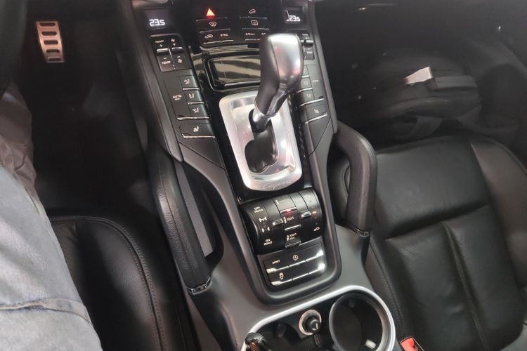 保时捷 2016款 Cayenne 3.0T局部细节18