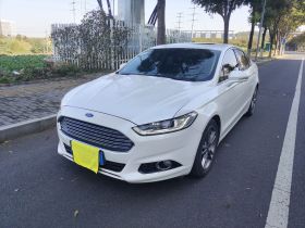 福特 蒙迪欧 2013款 2.0L GTDi240豪华运动型