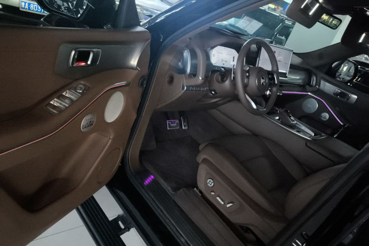 坦克700新能源 2024款 Hi4-T 极境版中控内饰7003