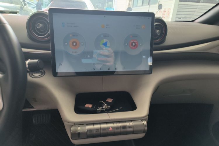 比亚迪 海豚 2021款 405km 时尚版中控内饰16