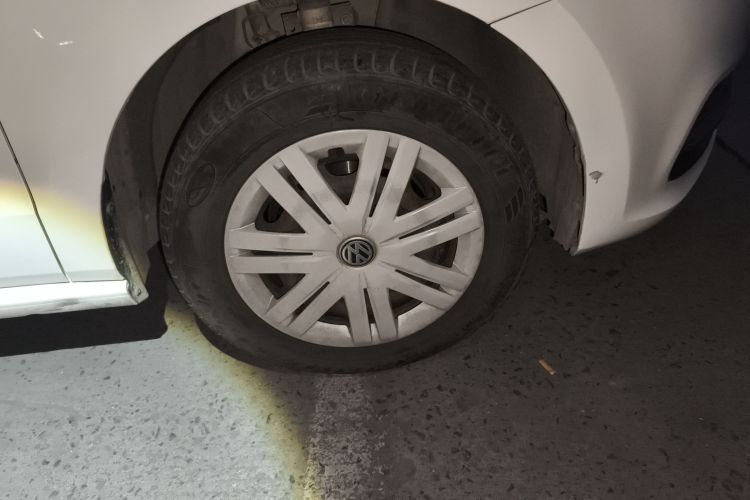 大众 Polo 2014款 1.4L 手动风尚版车身外观10