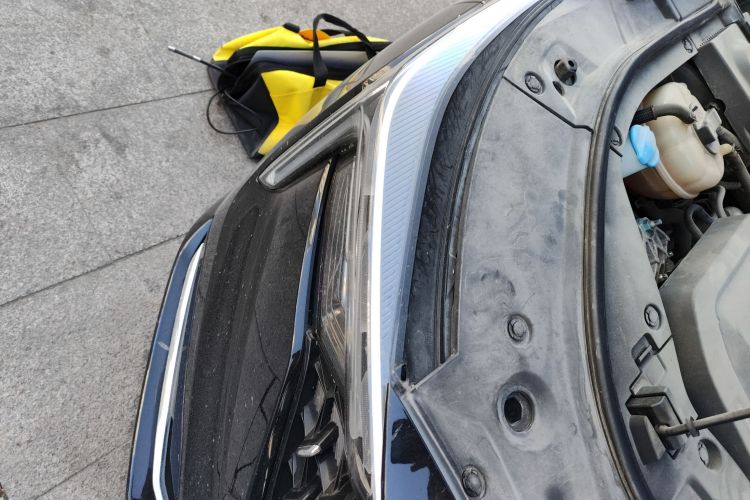 奔腾B70 2021款 1.5T 自动十五周年纪念版车身外观8