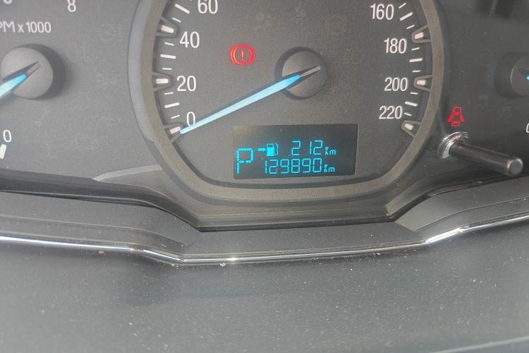 福特 福睿斯 2015款 1.5L 自动时尚型中控内饰15