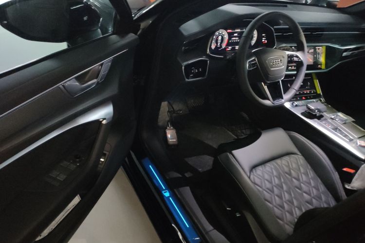 奥迪A6L 2026款 45 TFSI 臻选动感型中控内饰7003