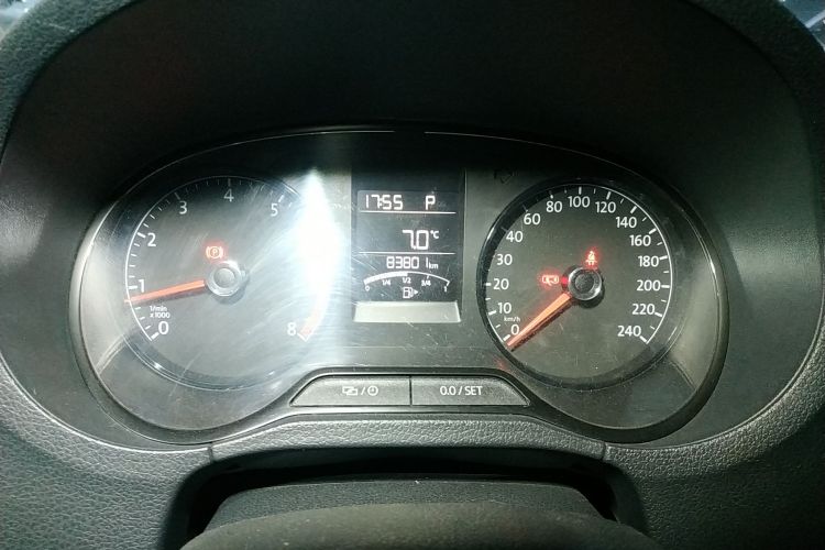 大众 Polo 2016款 1.4L 自动风尚型局部细节14