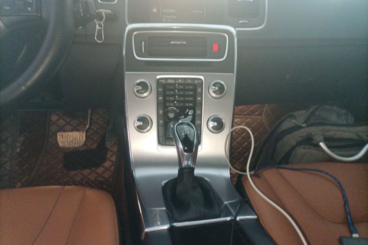 沃尔沃S60 2017款 S60L T3 智进版局部细节16